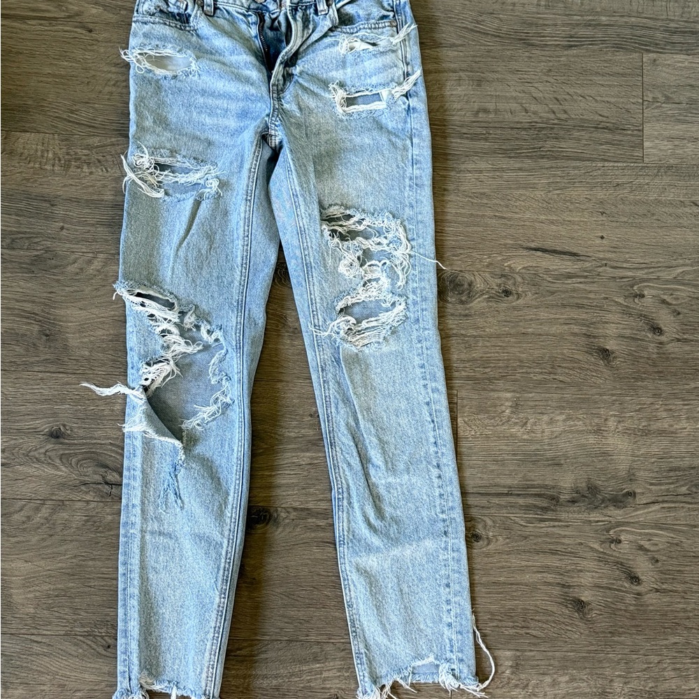 American Eagle Outfitters Light wash Distressed Jeans